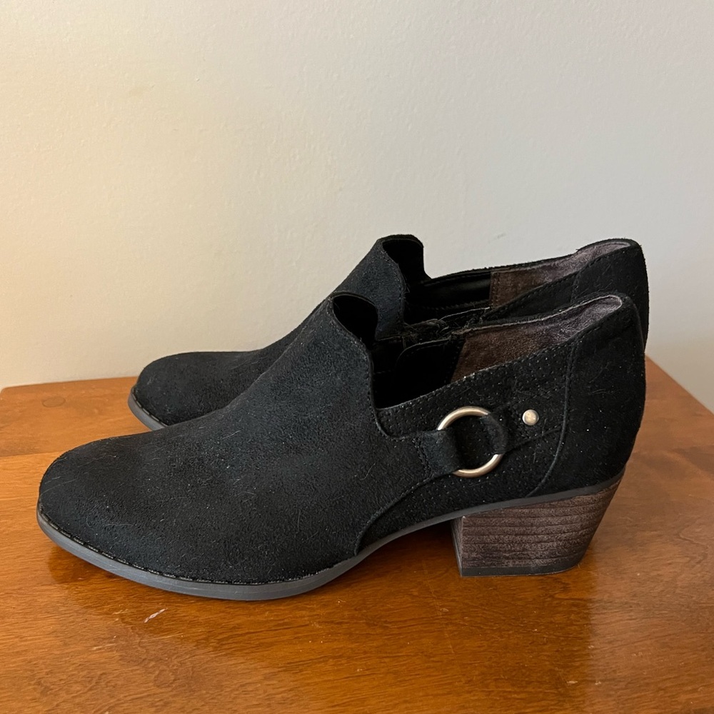 Life Stride Black Suede Low Block Heel Booties with Ring Accent